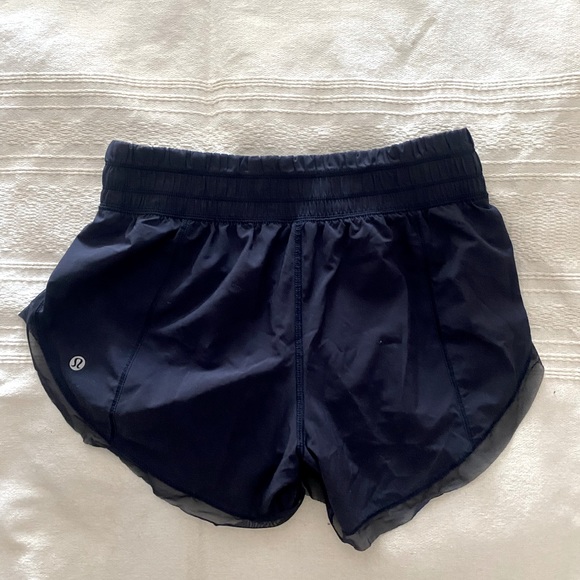 Lululemon jogging shorts - Picture 3 of 3